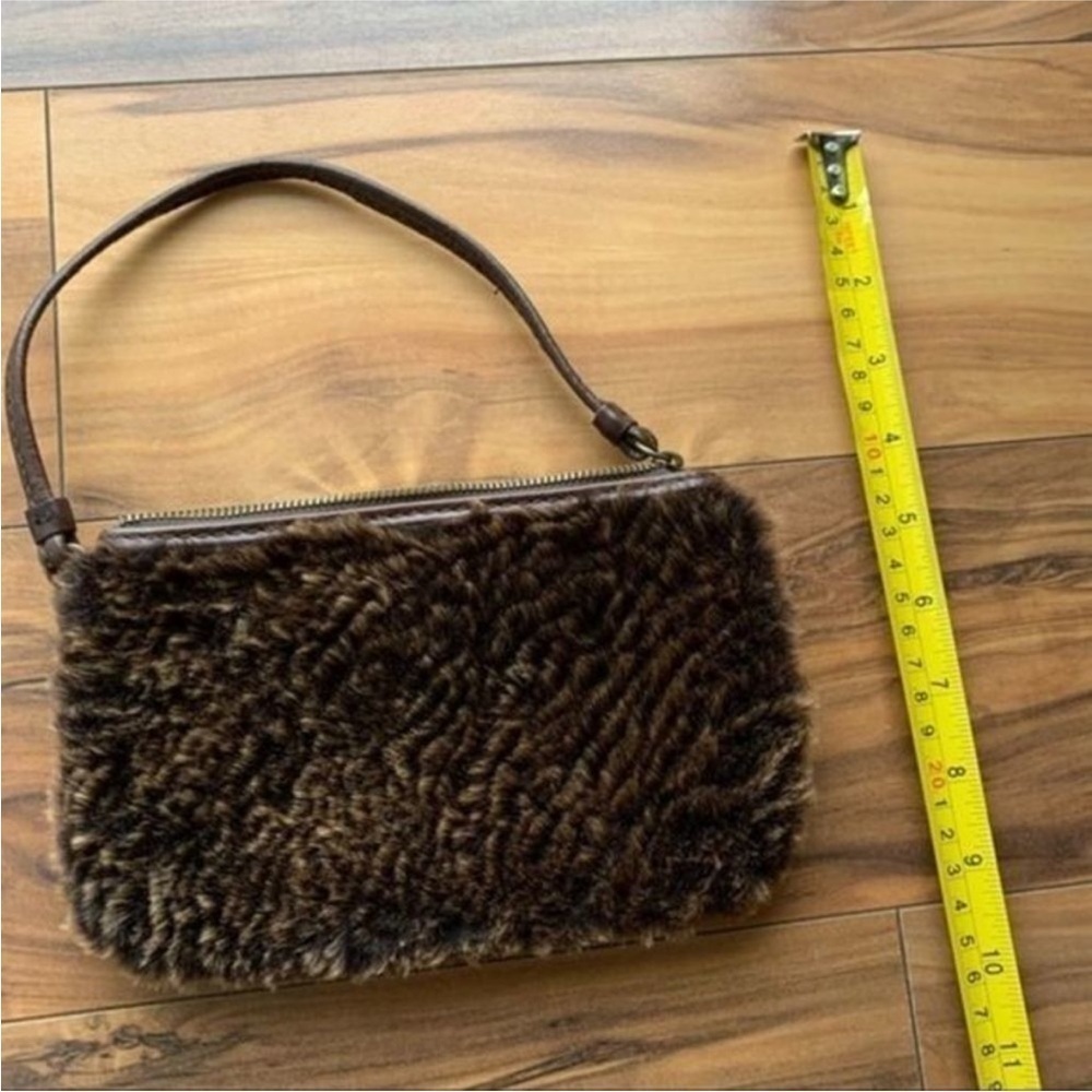 Patricia Nash sheepskin fur leather wristlet - Picture 3 of 10